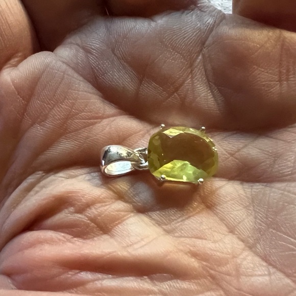 Natural Lemon Quartz - Picture 2 of 4